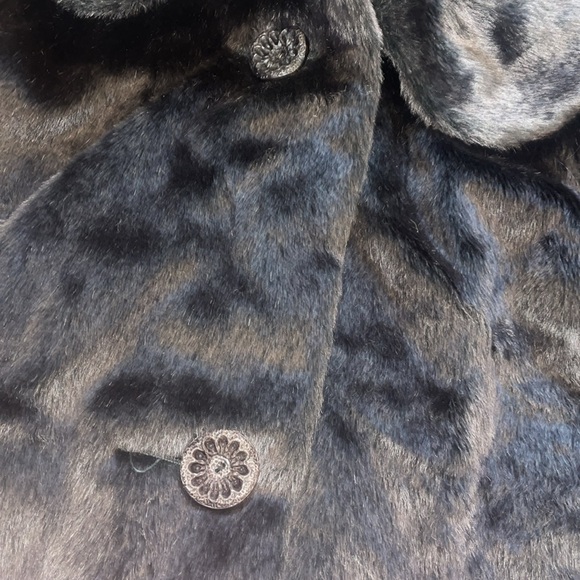 Brazotta brown fur coat size medium - Picture 3 of 12